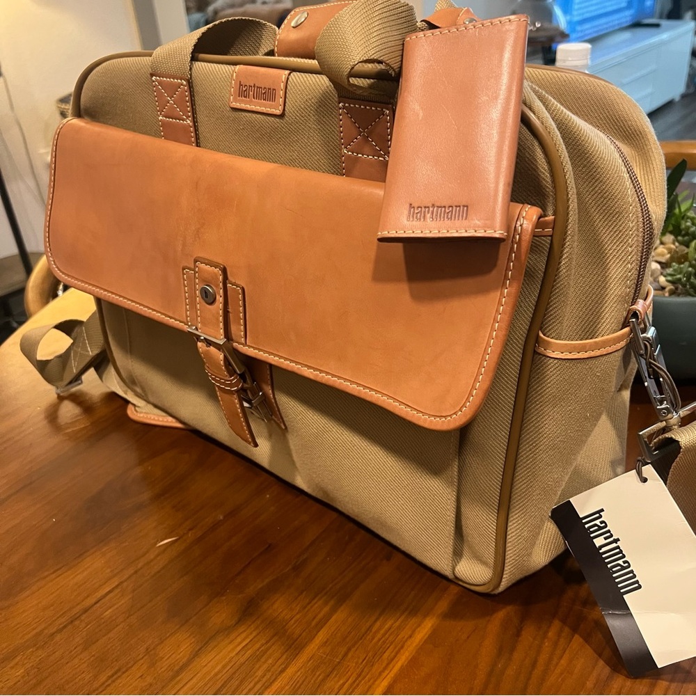 Hartmann Luggage Hudson Collection